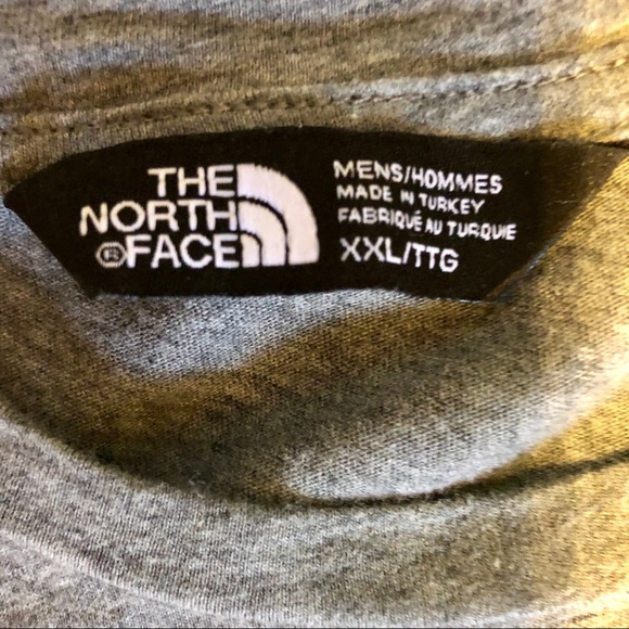 The North Face T-Shirt - Picture 3 of 3
